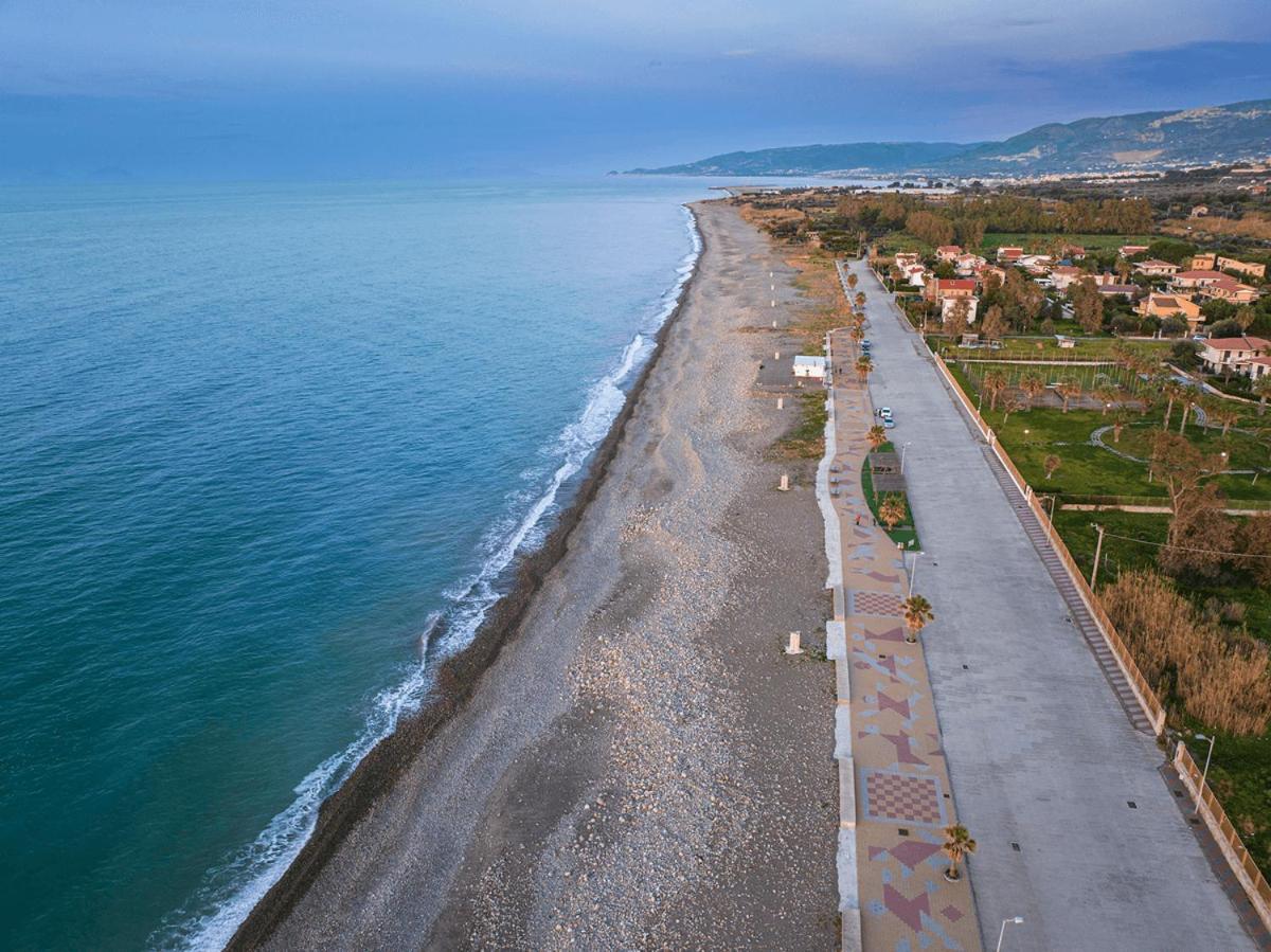 Gali Holidays Casa Vacanze Acquedolci Luaran gambar